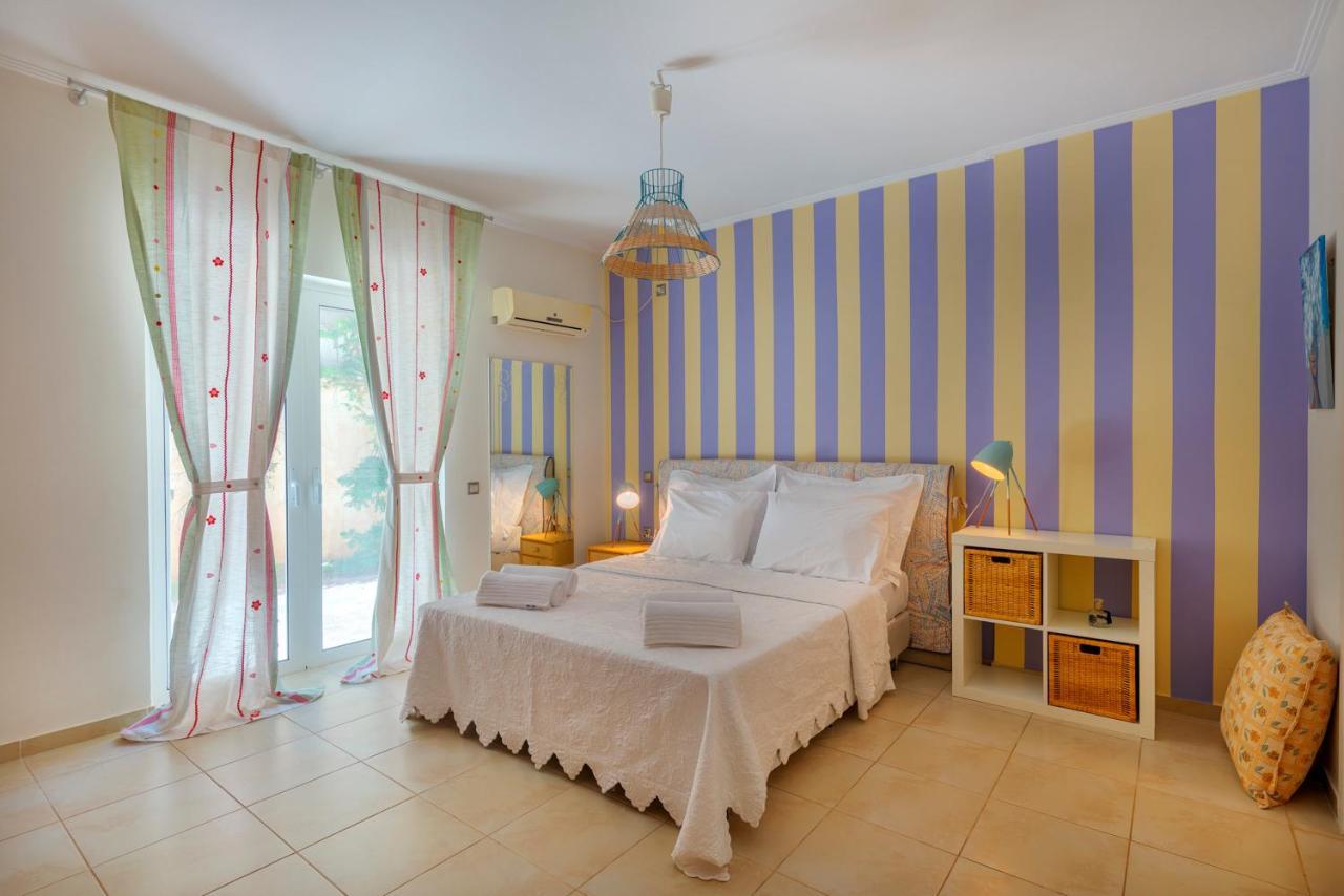The Painters Luxurious Villa Anavyssos Luaran gambar